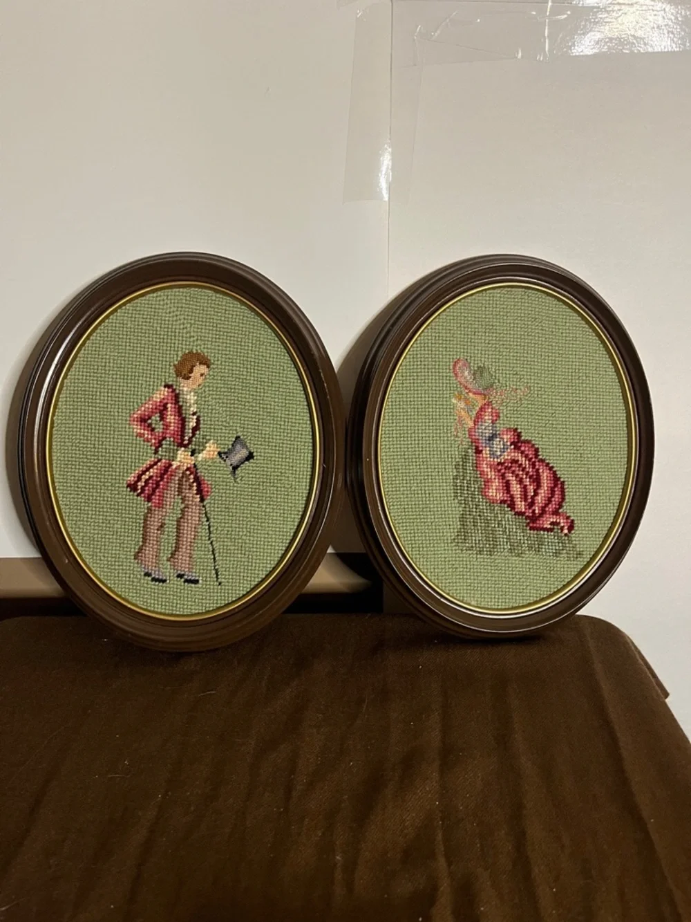 😄Vintage needlepoint oval framed Victorian gentleman lady olive kitschy handmade - Picture 1 of 4
